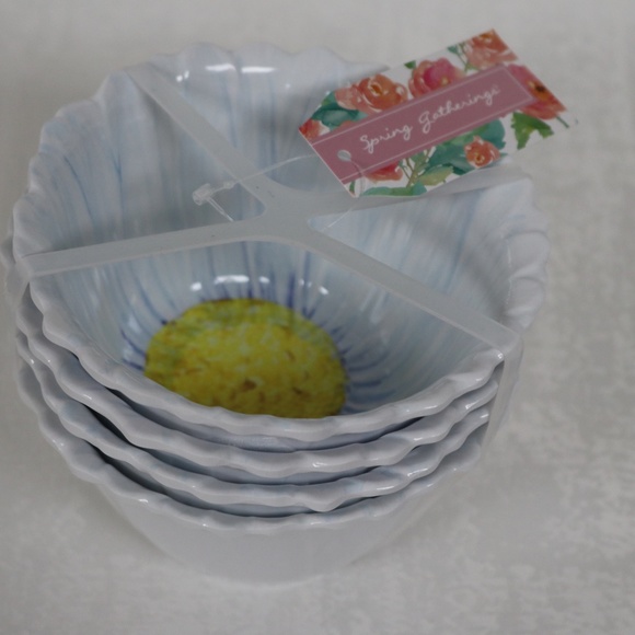 SPRING GATHERINGS FLOWER SHAPED APPETIZER DESSERT MELAMINE BOWLS - SET OF 4 -NEW - Picture 7 of 7
